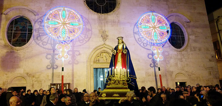 Noci festeggia Santa Lucia