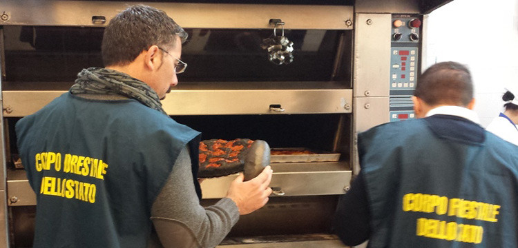 Sicurezza alimentare: niente “pane al carbone” per l’epifania