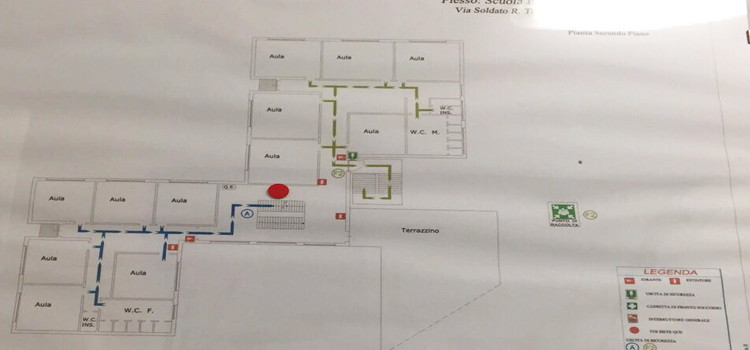 Scuole: manca la scala antincendio, la denuncia del M5S