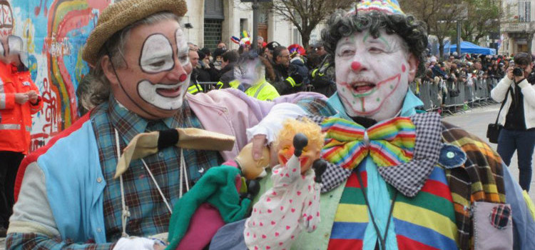 “Cecio e Fagiolo”, i clown del carnevale di Putignano “Cecio e Fagiolo”, i clown del carnevale di Putignano