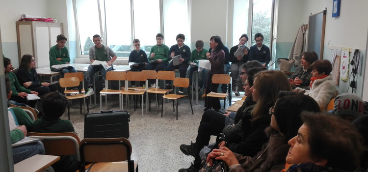 Genitori e futuri allievi all’open day della “Pascoli-Cappuccini”