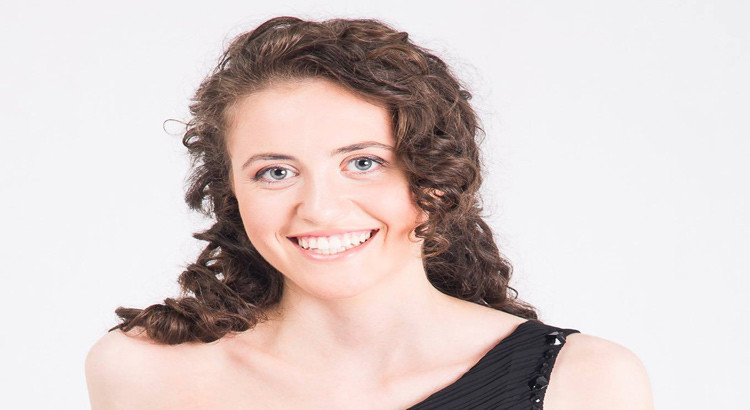 Il talento e la passione dell’arpista Claudia Lamanna