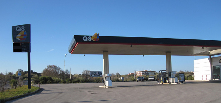 Furto alla stazione di servizio