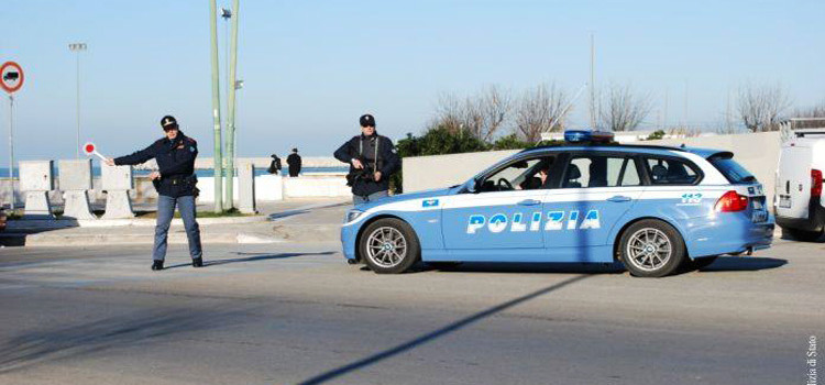 Rubano a Monopoli, finiscono ai domiciliari a Noci Rubano a Monopoli, finiscono ai domiciliari a Noci