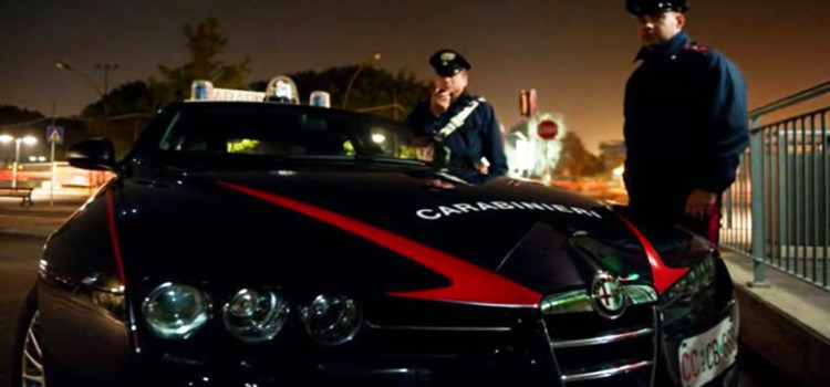 Assalto alle slot-machine, rapinate due attività commerciali Assalto alle slot-machine, rapinate due attività commerciali