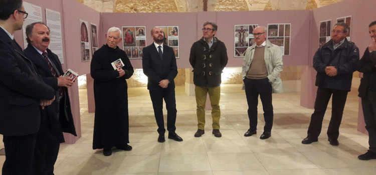 L’arte sacra di Rollo in mostra al Chiostro delle Clarisse L’arte sacra di Rollo in mostra al Chiostro delle Clarisse