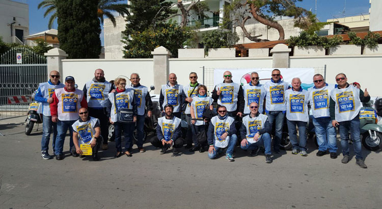 Il Vespa Club Noci presente all’Explora Apulia 2016 Il Vespa Club Noci presente all’Explora Apulia 2016