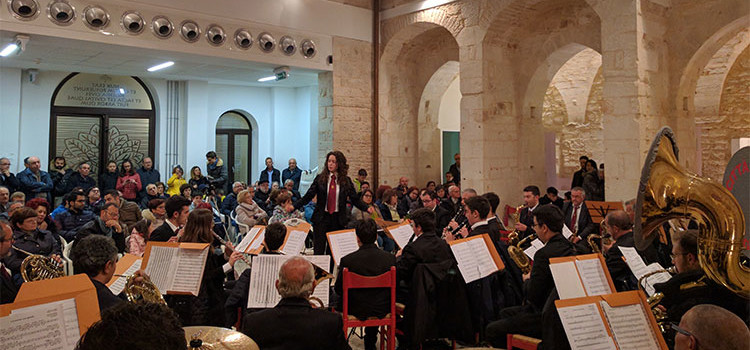 La banda S Cecilia-Sgobba fa “divertire” i nocesi La banda S Cecilia-Sgobba fa “divertire” i nocesi