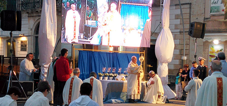 Noci celebra il Corpus Domini