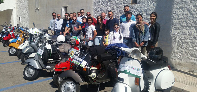 Il Vespa Club Noci in giro per la Puglia (beneficenza inclusa)