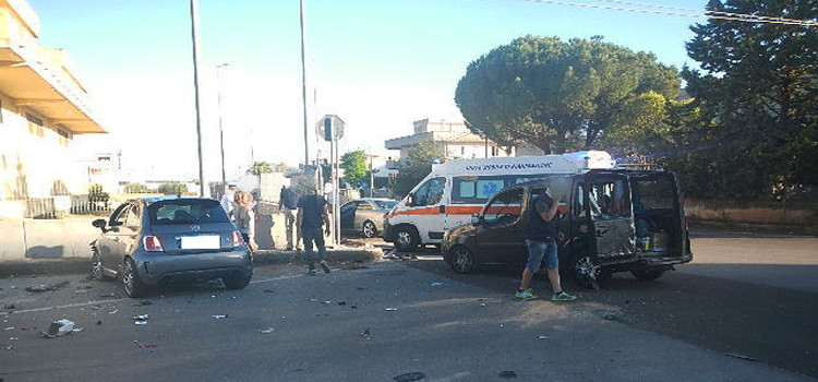 Incidente in zona industriale, 4 feriti