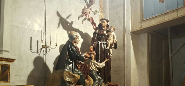Sant’Antonio, devozione con statua restaurata del 1920 Sant’Antonio, devozione con statua restaurata del 1920
