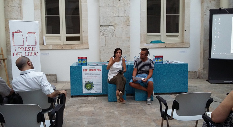 “Va dove ti porta il ruolo”: Lucia De Gregorio racconta il diario di bordo degli insegnanti precari