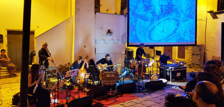 “Memoriae cantus”: viaggio tra le ninne nanne della tradizione pugliese, greca e mediorientale