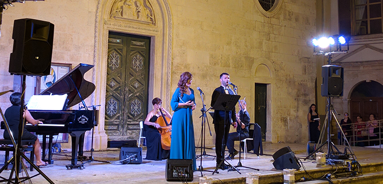 “Noci in Lirica”: un viaggio attraverso la canzone tradizionale napoletana