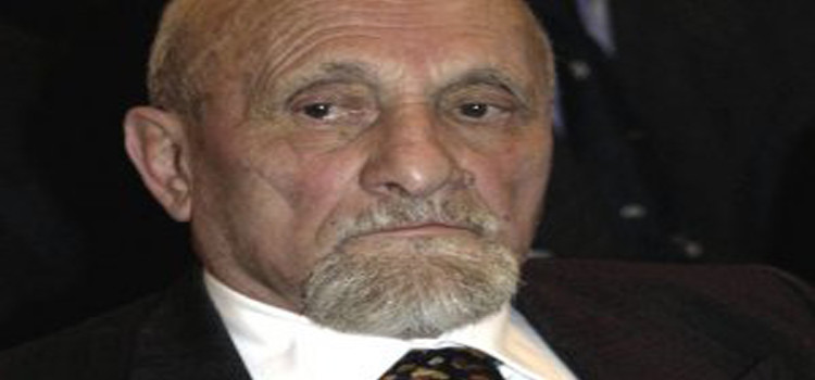 Muore Petrelli, il ricordo del sen Liuzzi Muore Petrelli, il ricordo del sen Liuzzi