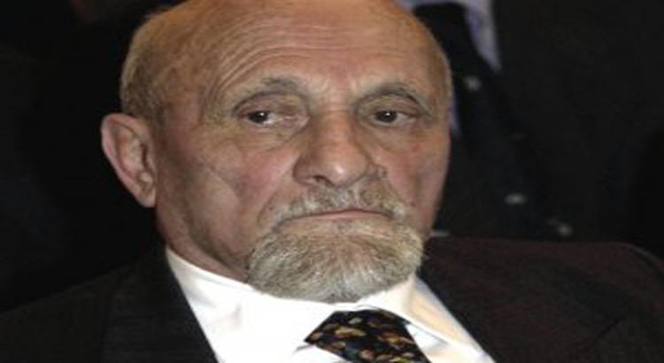 Muore Petrelli, il ricordo del sen Liuzzi Muore Petrelli, il ricordo del sen Liuzzi