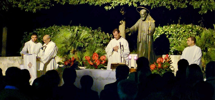 Noci ricorda con una messa San Pio da Pietralcina
