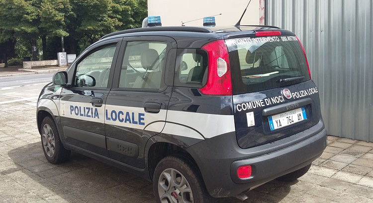 Operazione “Noci Pulita”, fioccano le prime multe Operazione “Noci Pulita”, fioccano le prime multe