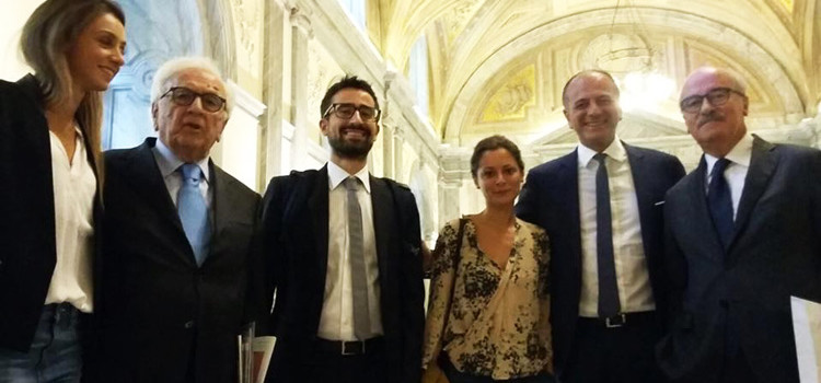 Consegnati i premi “Di Vagno”, soddisfazione per il sen Liuzzi (CoR) Consegnati i premi “Di Vagno”, soddisfazione per il sen Liuzzi (CoR)