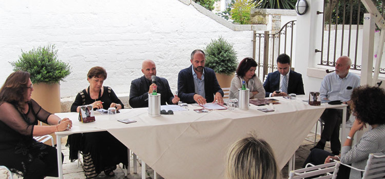 “Tra i Vicoli della Mente”, l’alterità nel borgo antico di Noci