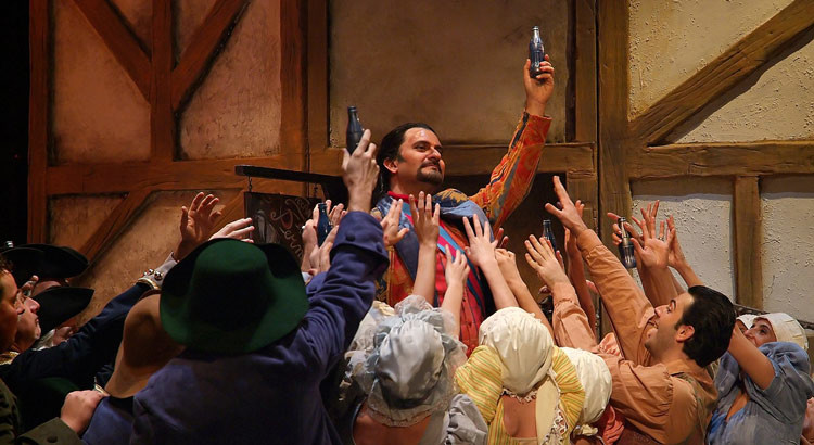 “Venghino, signori, venghino”: la tappa nocese del prof. Dulcamara