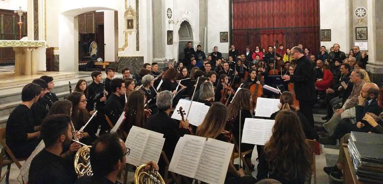 Due orchestre giovanili “unite per la musica” Due orchestre giovanili “unite per la musica”