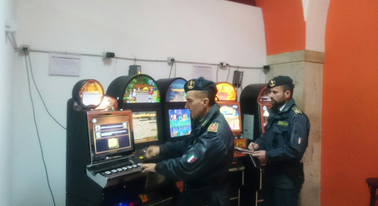 GdF: contrasto al fenomeno del gioco illegale e delle scommesse clandestine GdF: contrasto al fenomeno del gioco illegale e delle scommesse clandestine