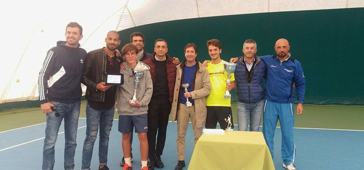 Torneo indoor di tennis, vince Lovascio
