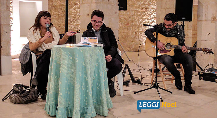 Darf: overlove a piedi nudi