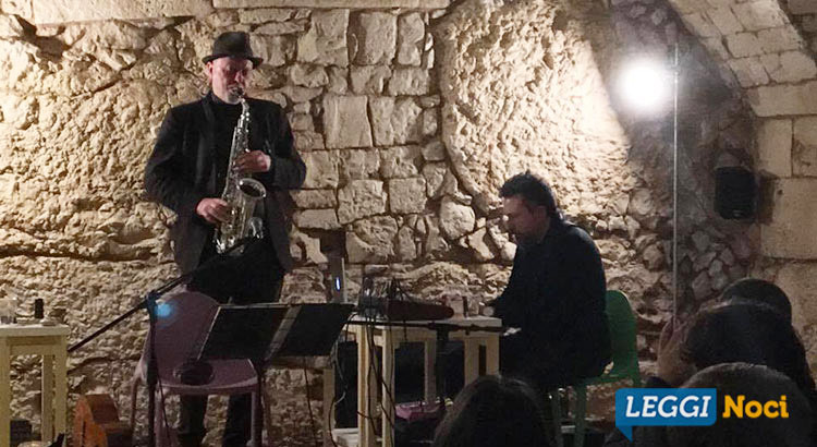 Curci e Console marcano il palcoscenico di Via Gluck Curci e Console marcano il palcoscenico di Via Gluck