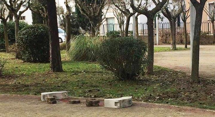 Lavori villa comunale, test sul Wi-Fi Lavori villa comunale, test sul Wi-Fi