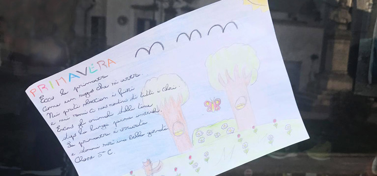 Giornata internazionale della poesia, “poeteppisti” invadono la città