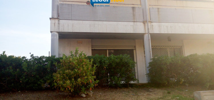 Tentano furto al bar, carabinieri mettono in fuga i ladri