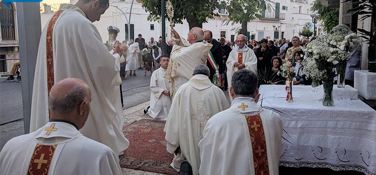 Corpus Domini, fede lungo le vie dell’estramurale