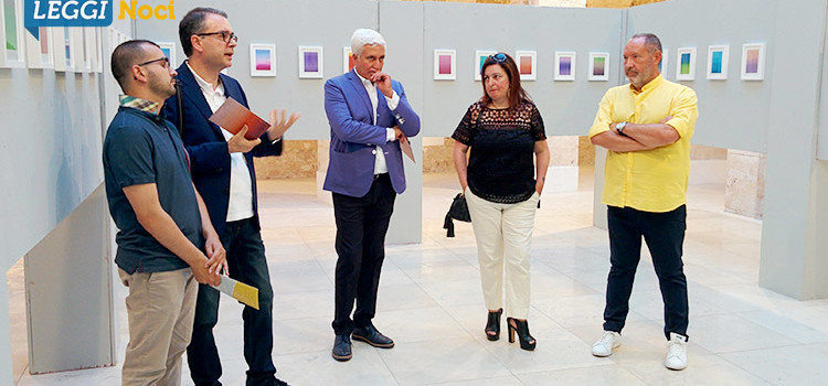 “Còrcoro”: in mostra l’ultima collezione di Carlo Vicenti