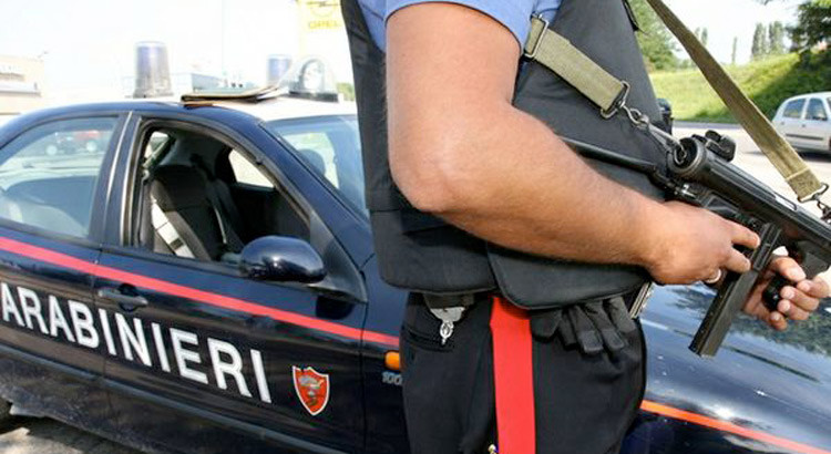 Minorenne abusata da più di un anno, due arresti Minorenne abusata da più di un anno, due arresti