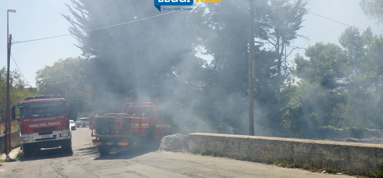 Incendio in centro, paura per il vicinato