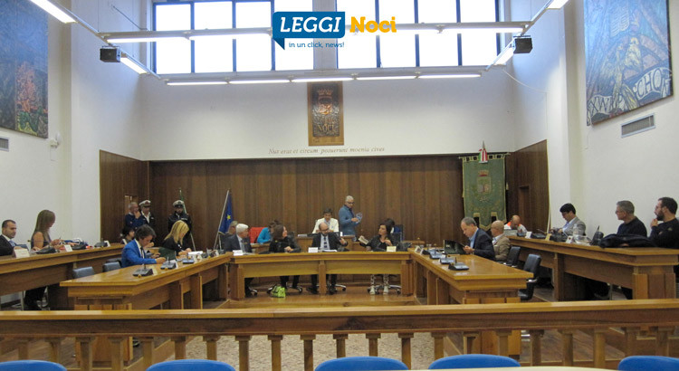 Consiglio Comunale: rinviato il DPRU, scontro sulla partecipata del SUAP