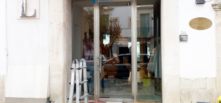 Tentato furto alla boutique di via Calvario Tentato furto alla boutique di via Calvario