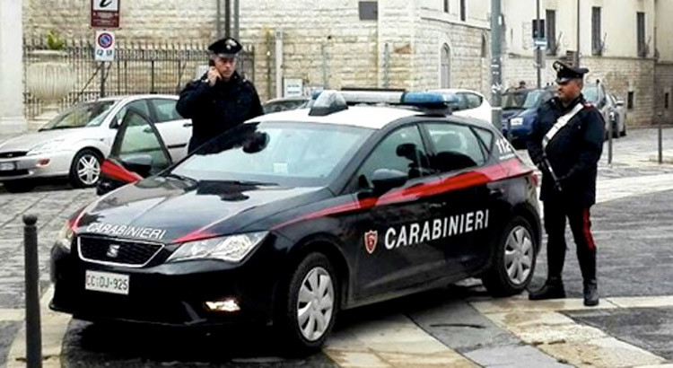 Arrestato per furto di portamonete