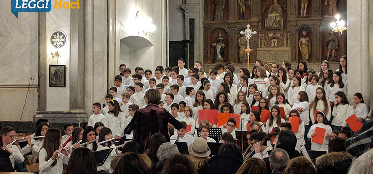 Concerto di Natale del Comprensivo “Gallo 2° Circolo”: connubio di musica e emozioni