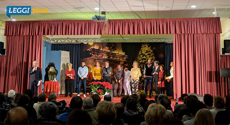 “Mo’ vene Natale 2”, brillante commedia della compagnia teatrale Così Come Siamo