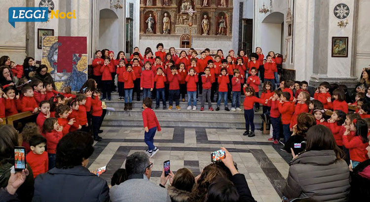 Il Natale dei piccoli alunni delle scuole nocesi Il Natale dei piccoli alunni delle scuole nocesi