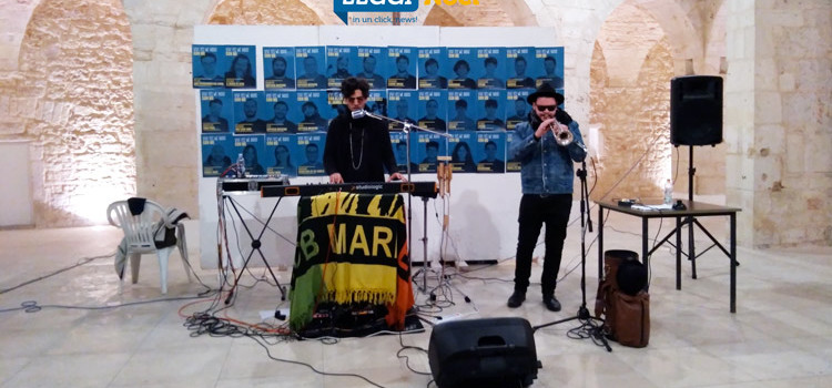 Vivi Yes We Radio, successo a metà