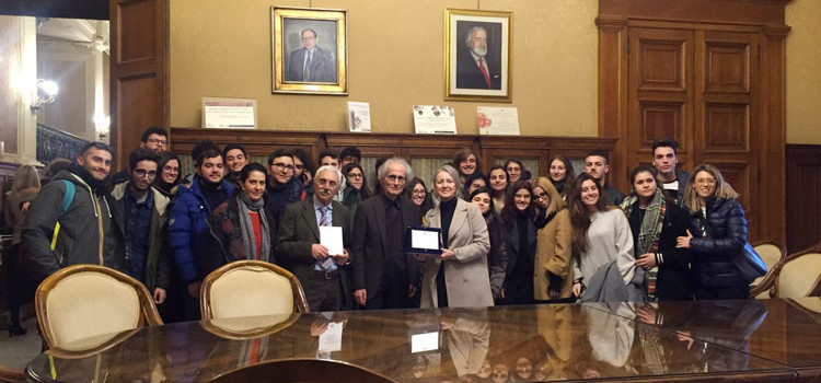 “Nata dalla resistenza”, i liceali nocesi incontrano Canfora