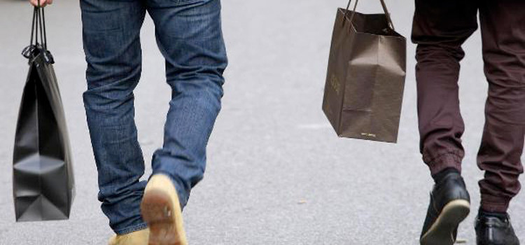 Saldi: ottimismo di Confcommercio. Shopper biodegradabili a 2 cent