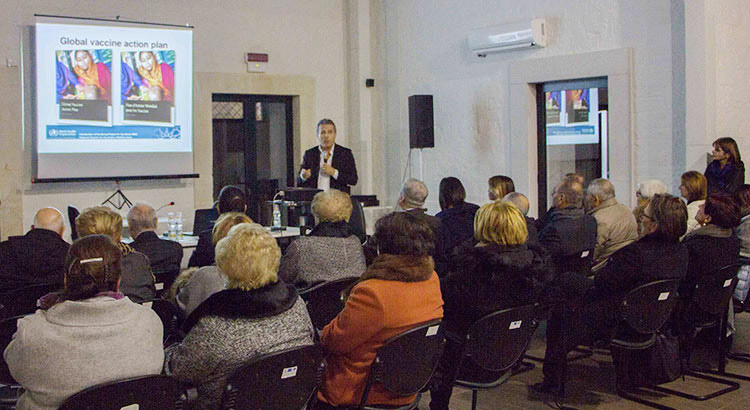 I vaccini e i falsi miti nella seconda conferenza medico scientifica dell’Uten