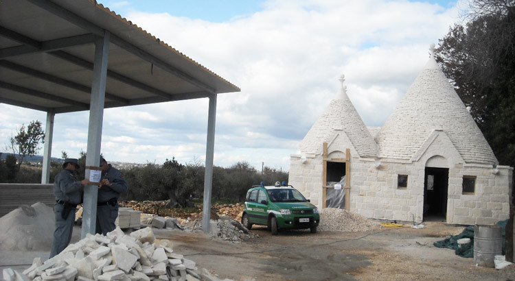 Abusi edilizi in agro, denunciate due persone