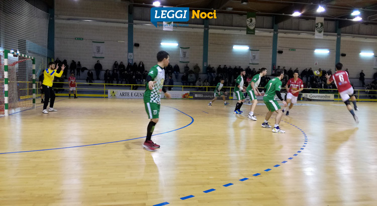 Pallamano: Noci sconfitta dopo finale al cardiopalma contro il Gaeta Pallamano: Noci sconfitta dopo finale al cardiopalma contro il Gaeta